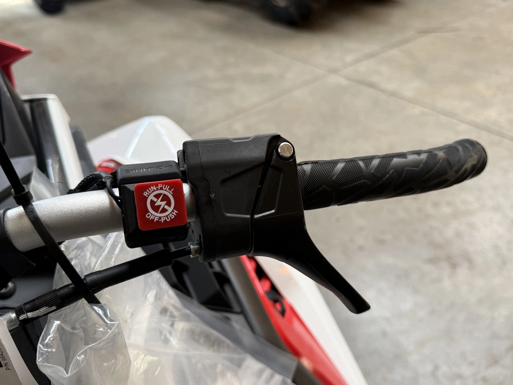 2027 Polaris 650 Switchback Xc 146 1.6 Cobra