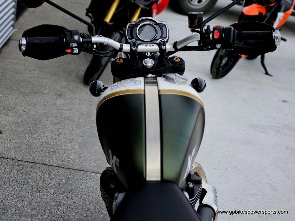 2026 Triumph Scrambler 1200 Xe Matte Khaki Green