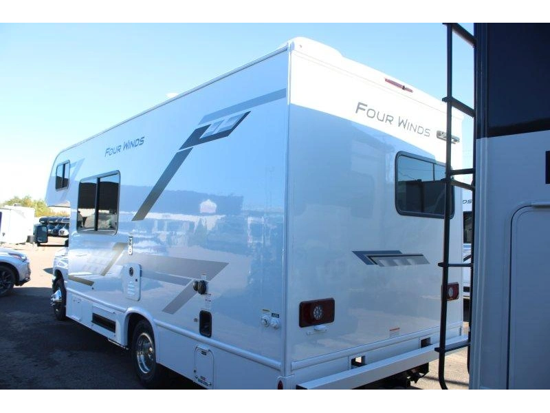 Thor Motor Coach Four Winds 21z 2027