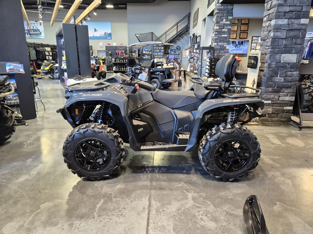 2027 Can-am Outlander Max Xt 700 Dolomite Grey alt