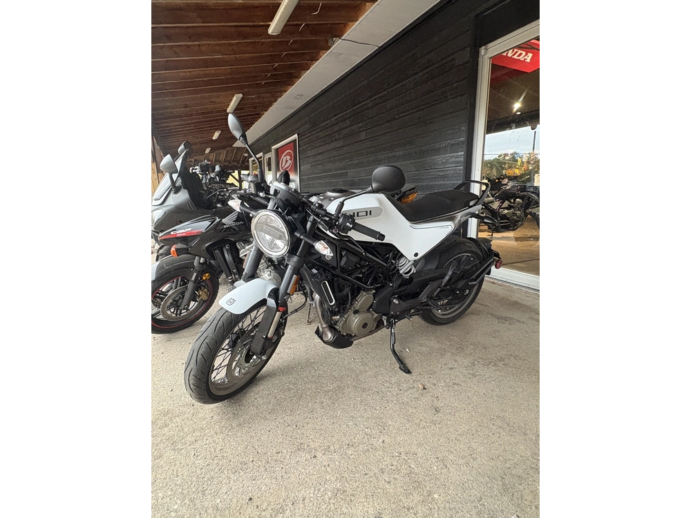 2022 Husqvarna Vitpilen 401 alt