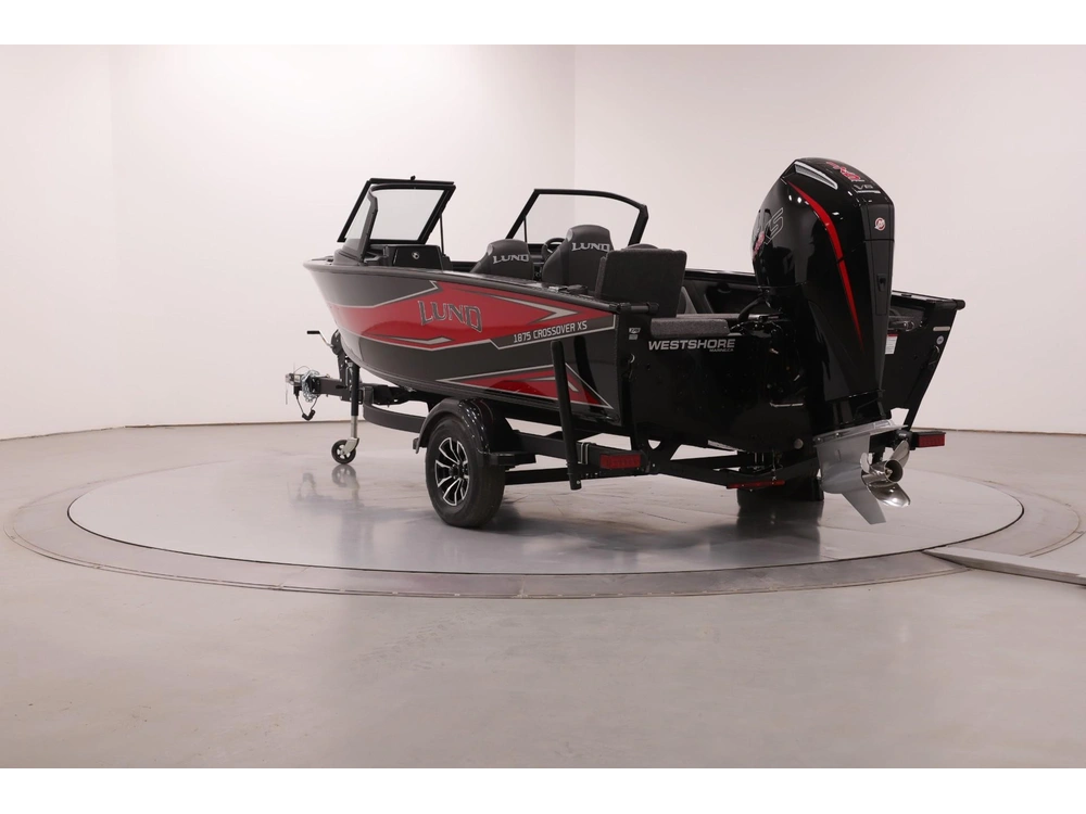 2026 Lund Boat Co 1875 Crossover Xs alt
