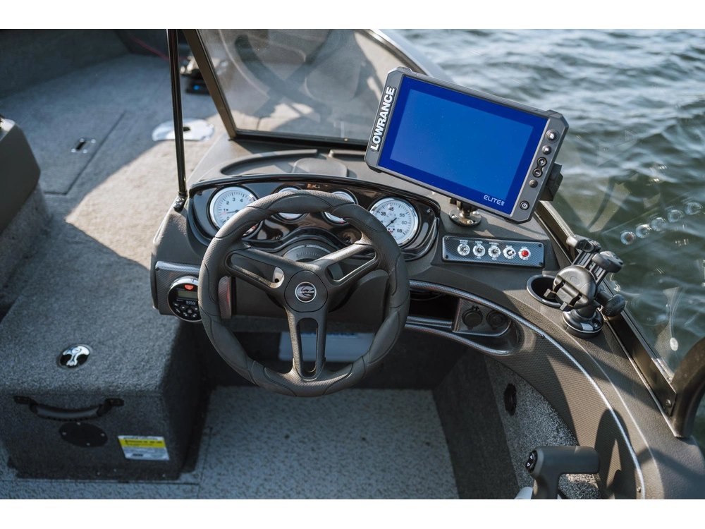 2027 Crestliner 1650 Hawk Wt Jumpseat alt