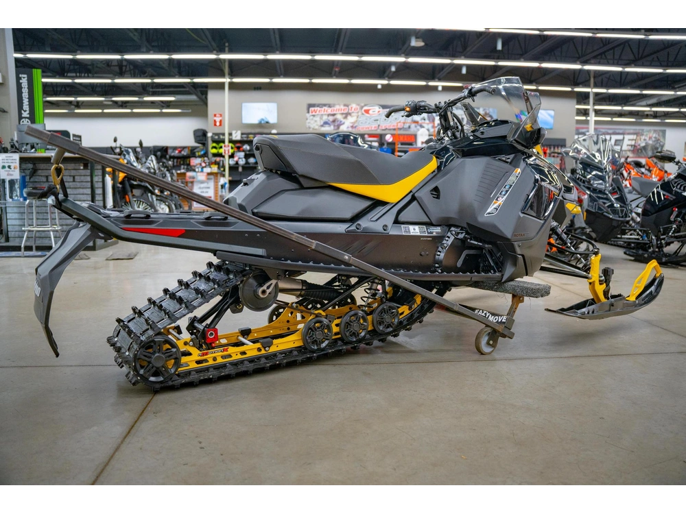 2023 Ski-doo Renegade® Enduro™ Rotax® 850 E-tec Yellow alt