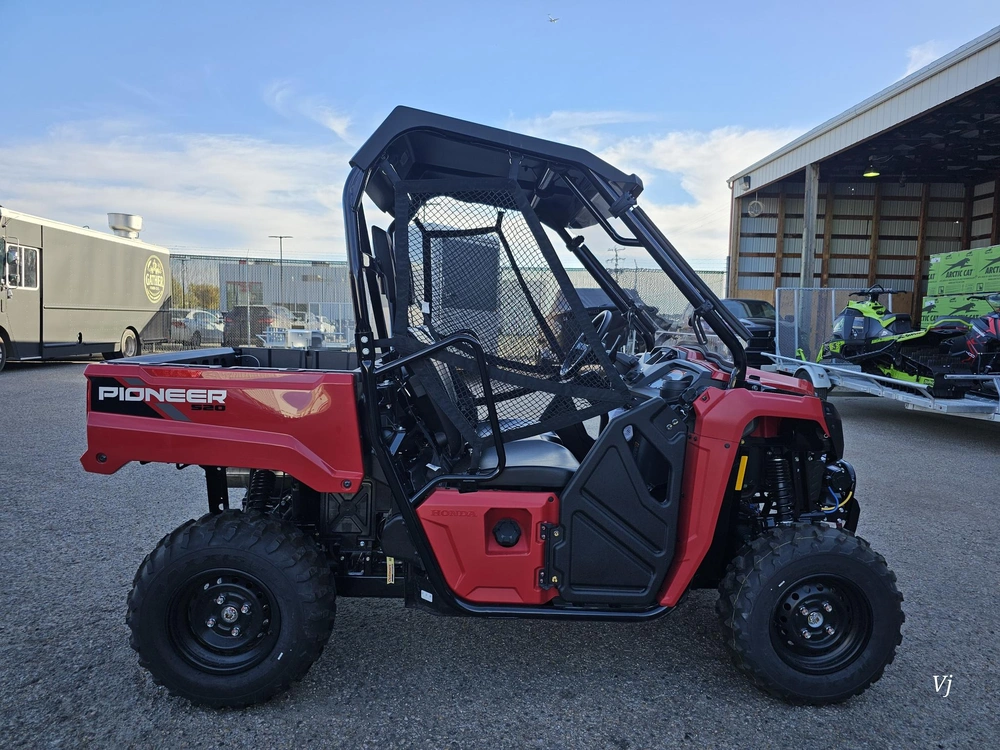 2026 Honda Pioneer 520 Standard