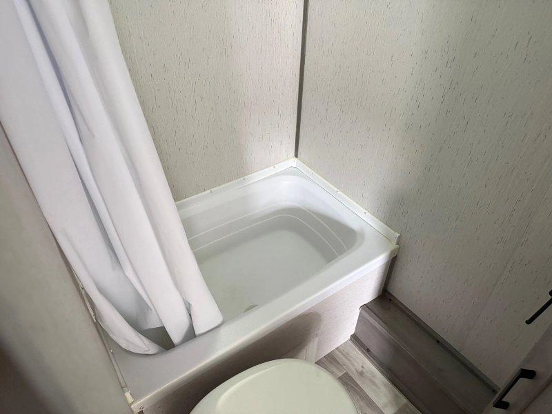 Dutchmen Kodiak 24sbh 2022 alt