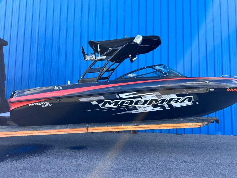 2013 Moomba Lsv