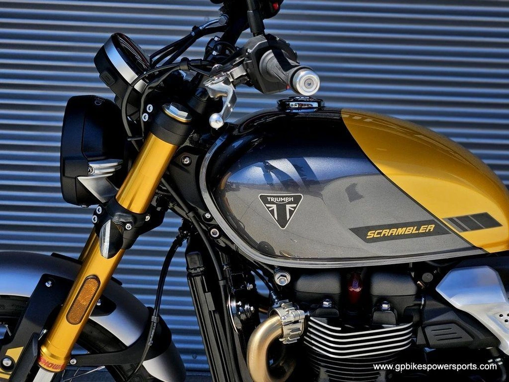 2026 Triumph Scrambler 900 Mineral Grey