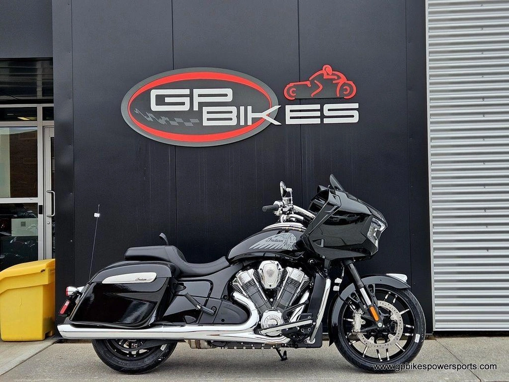 2026 Indian Motorcycle Challenger® Limited Black Metallic