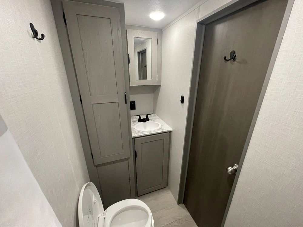 2026 Coachmen Clipper 17fq