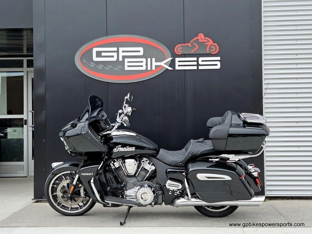 2022 Indian Motorcycle Pursuit Limited With Premium Package Black Metallic