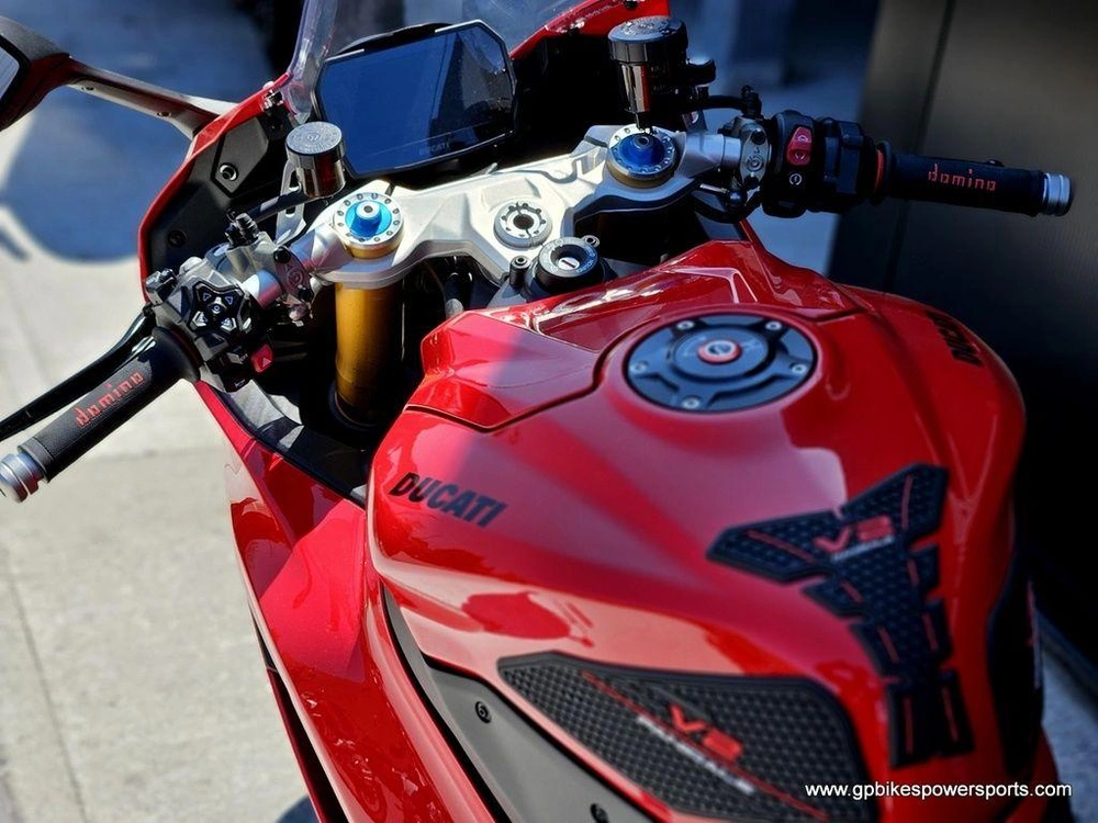 2025 Ducati Panigale V2 S