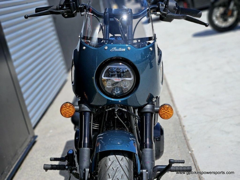 2025 Indian Motorcycle Sport Chief Cascade Green Metallic