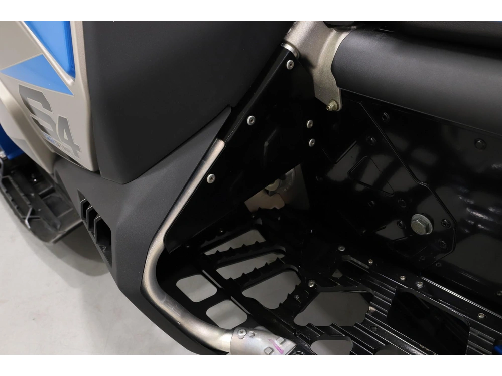 2027 Polaris Prostar Titan Adventure Ultimate 1.8 alt