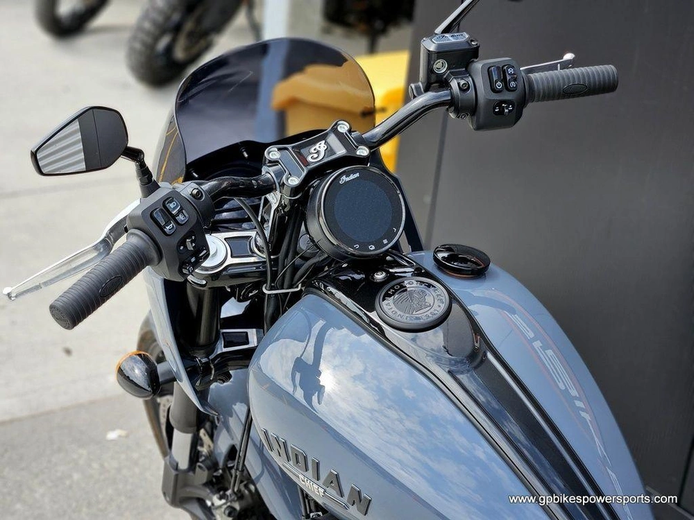 2023 Indian Motorcycle Sport Chief Stealth Gray