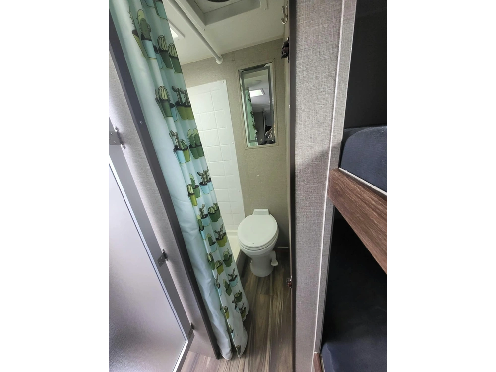 2018 Falcon 24bh alt