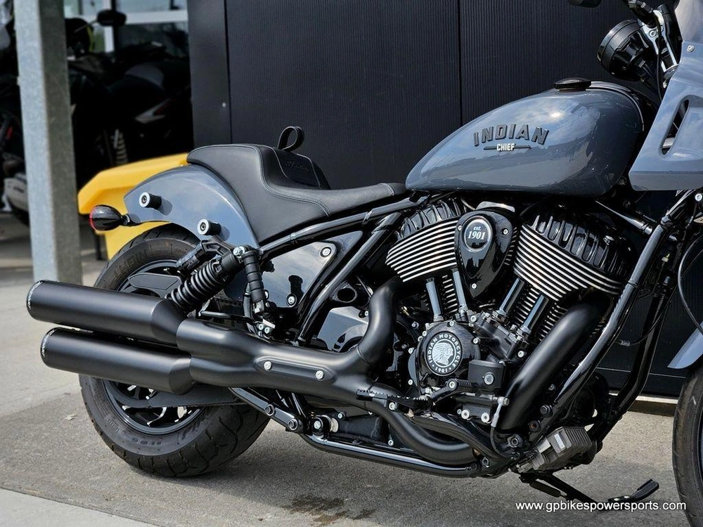 2023 Indian Motorcycle Sport Chief Stealth Gray