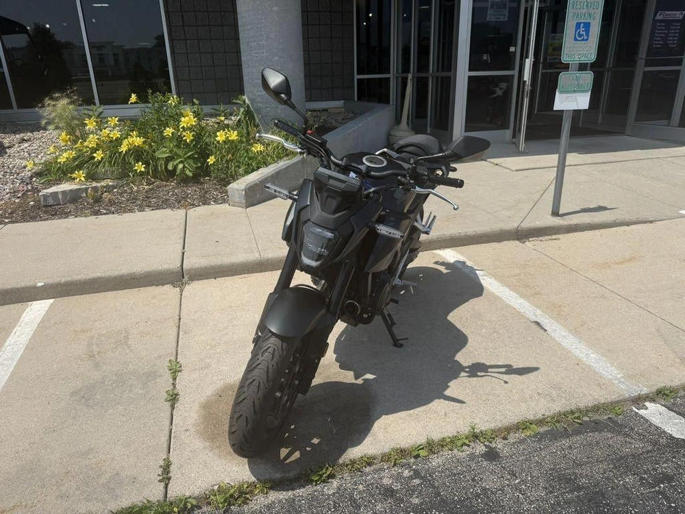 2025 Honda Cb500f