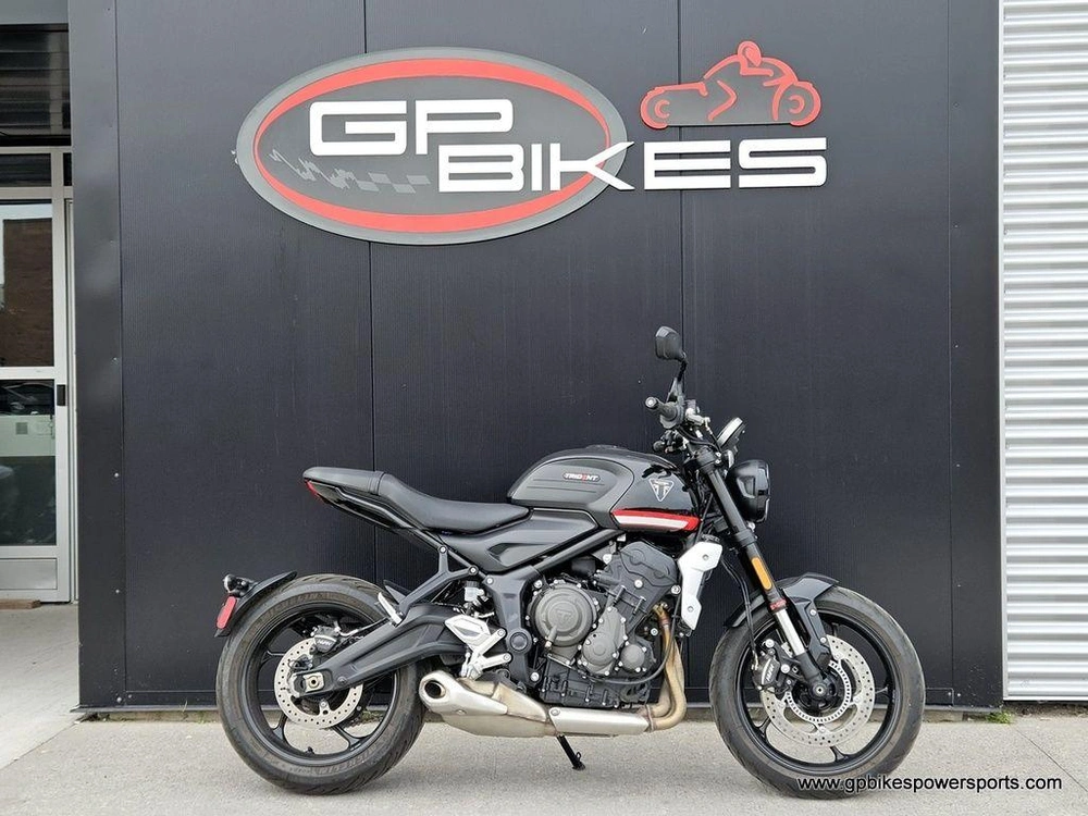 2024 Triumph Trident 660 Sapphire Black