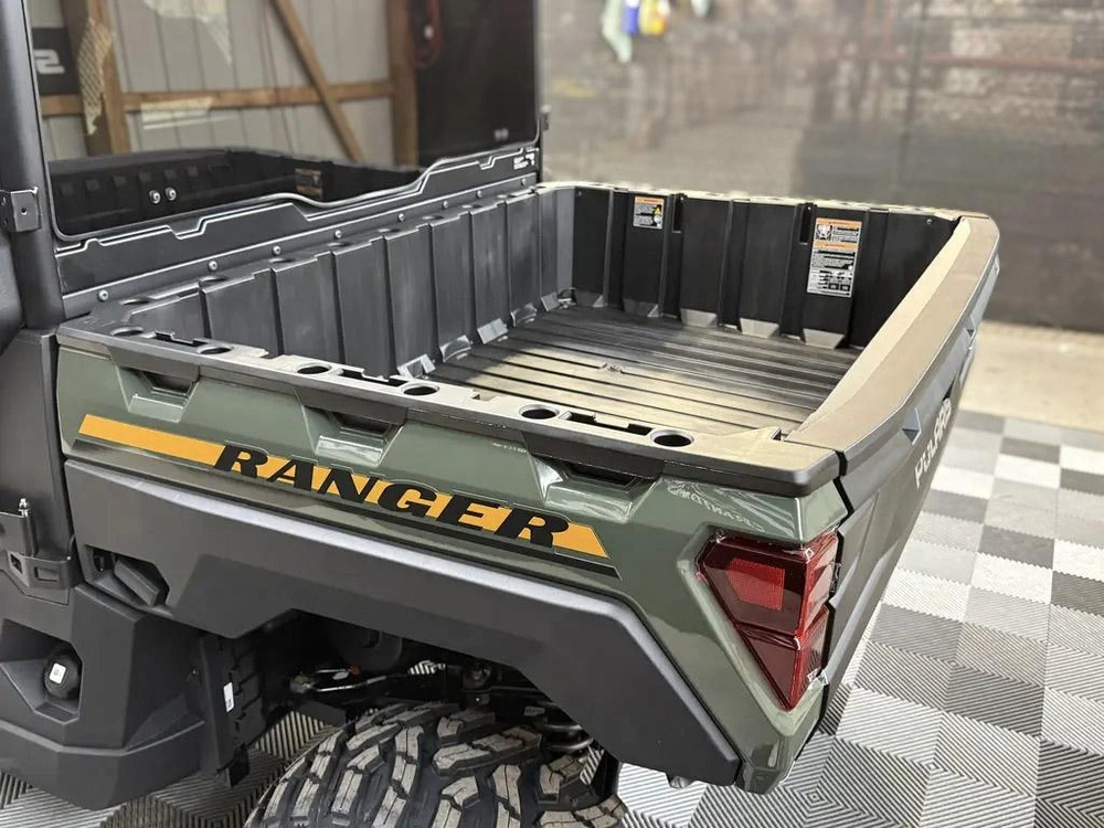 2027 Polaris Ranger Crew Xp 1000 North Star Ult alt