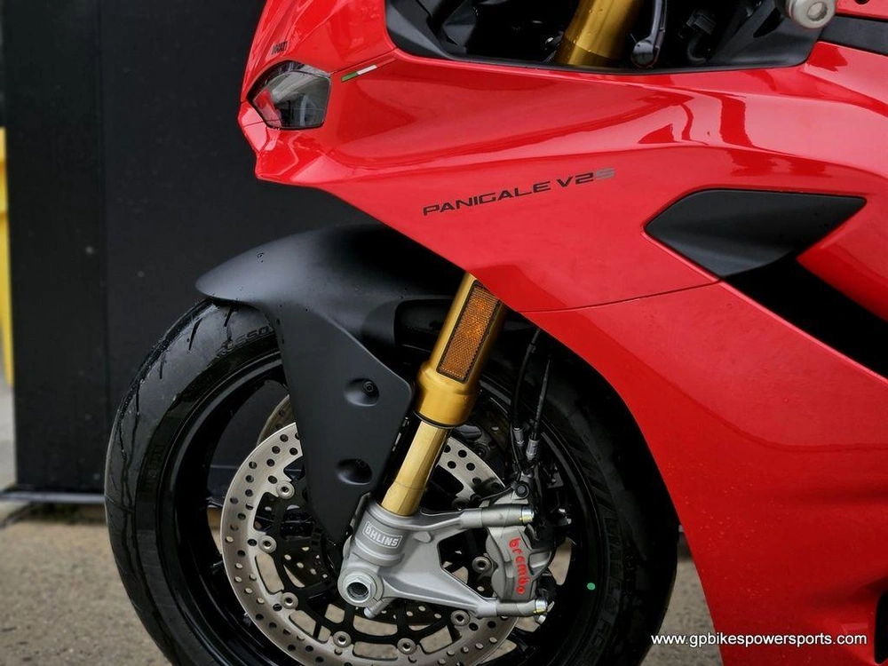 2026 Ducati Panigale V2 S Red