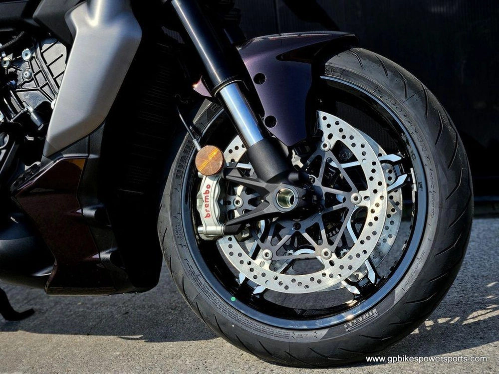 2026 Ducati Xdiavel V4 Black Lava