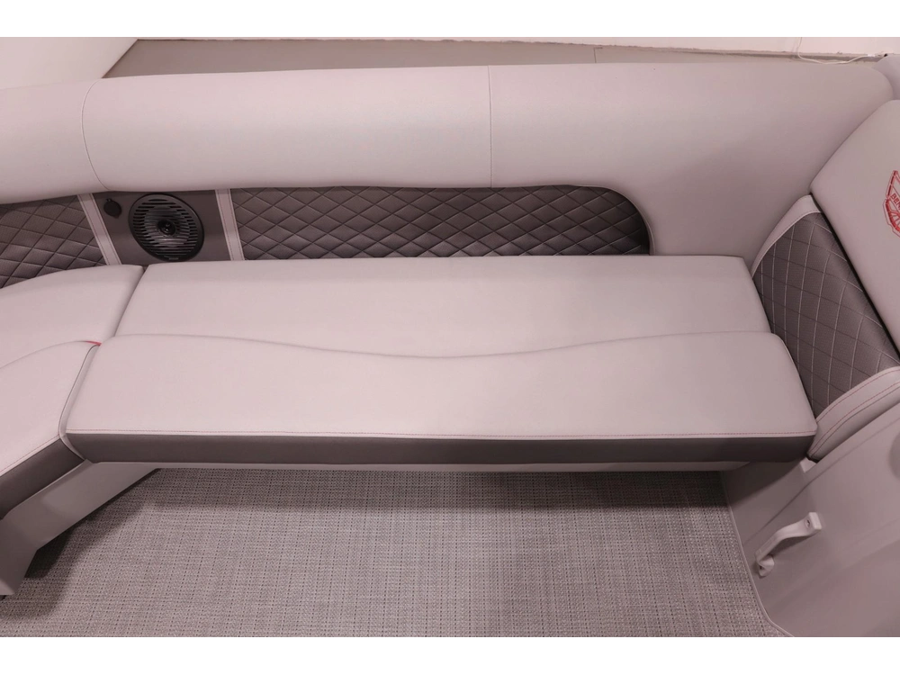2024 Other 26l Stern Radius Top Deck With Slide alt