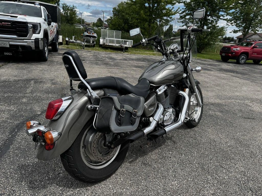 2006 Honda Shadow® Sabre™