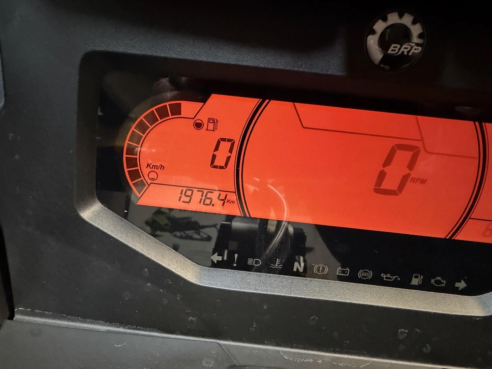 Ski-doo Renegade X 900 Turbo R Bas Km 2024 alt