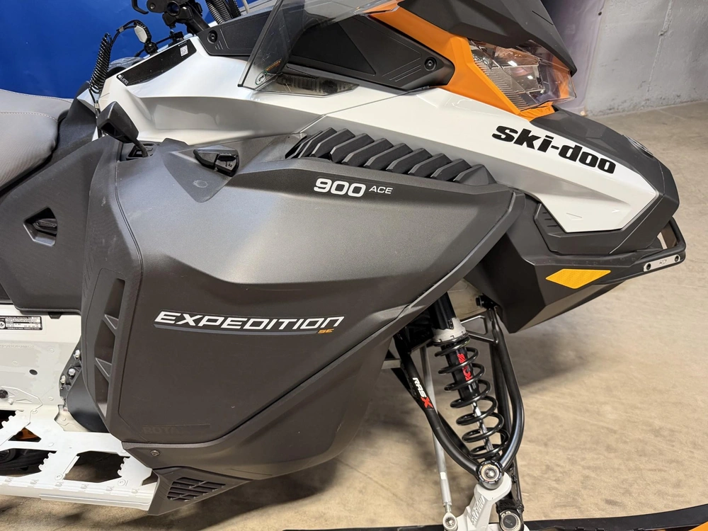 Ski-doo Expedition Se 900 Ace Bas Km 2023 alt