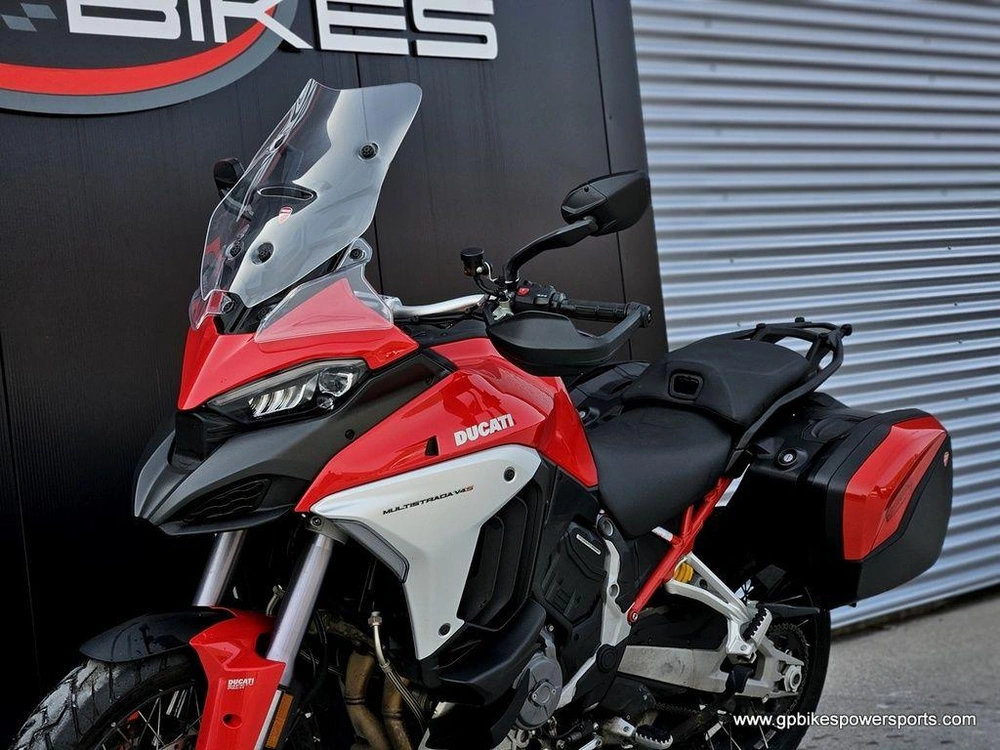 2024 Ducati Multistrada V4 S Travel & Radar Red