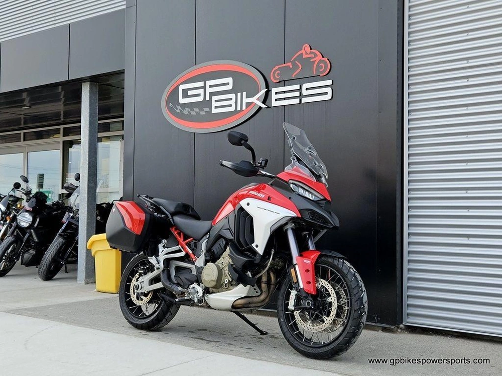 2024 Ducati Multistrada V4 S Travel & Radar Red