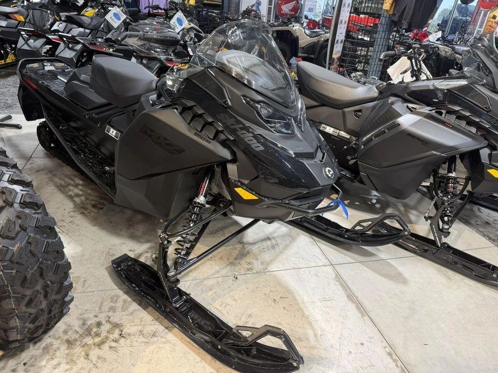 2027 Ski-doo Mxz Adrenaline 850 E-tec® 137 Es Ripsaw 1.25 S_lev_4.5"_blk
