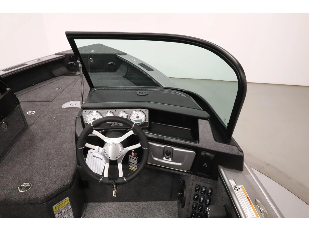 2026 Lund Boat Co 1875 Pro V Sport alt