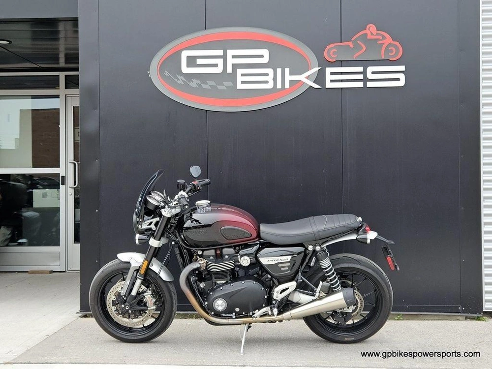2024 Triumph Speed Twin 1200 Stealth Edition