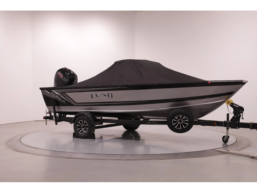 2026 Lund Boat Co 1875 Impact Xs alt