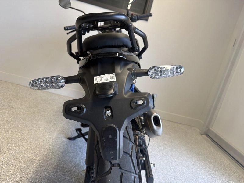 2025 Royal Enfield Himalayan 450 alt