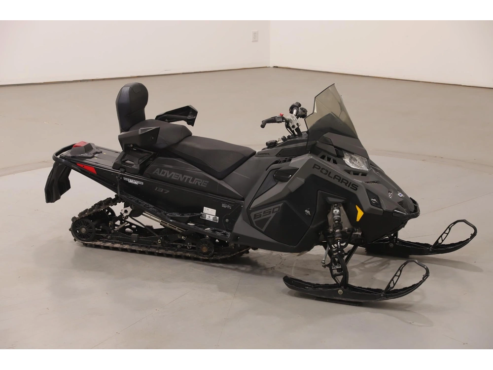 2024 Polaris 650 Indy Adventure 137 alt