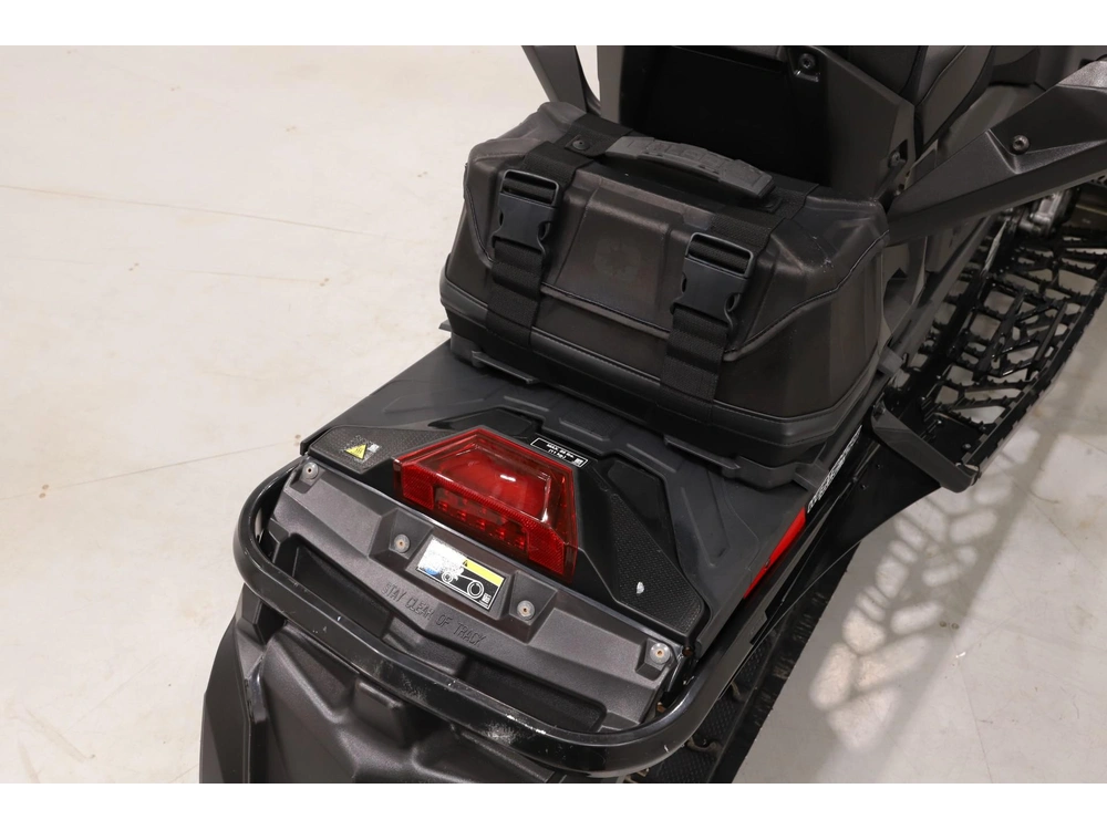 2024 Polaris Prostar S4 Indy Adventure 137 alt