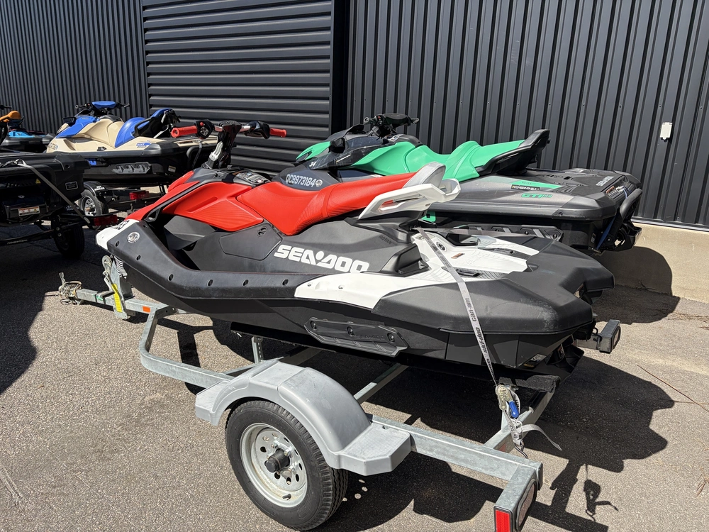 Sea-doo Spark Trixx 3 Up (kit) 2026 alt