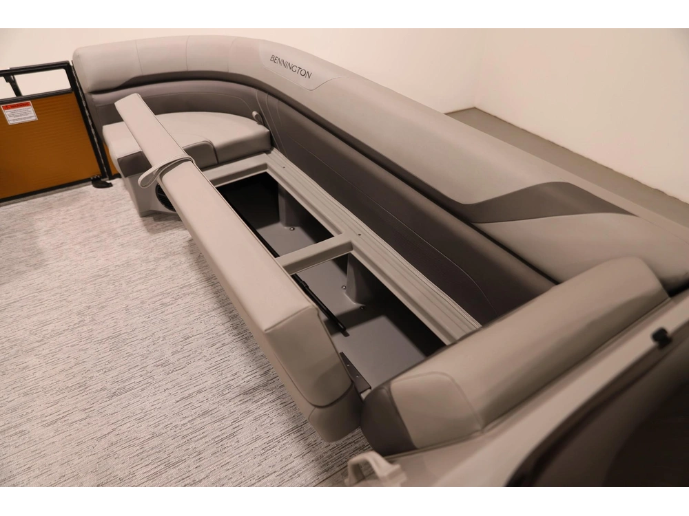 2025 Other 22 Sxlse Cruise Pontoon W/ 90hp Yamaha alt