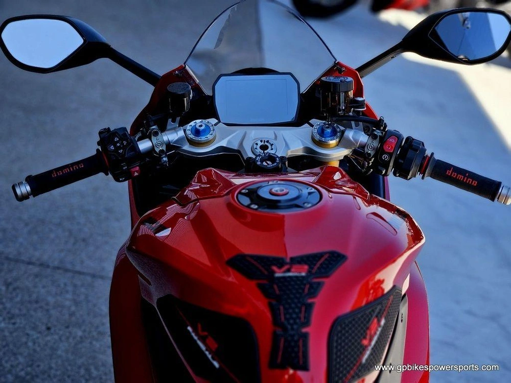 2025 Ducati Panigale V2 S