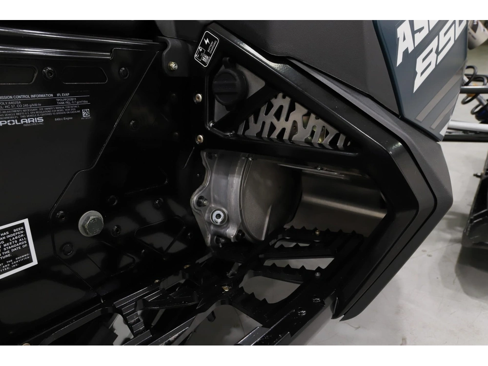 2026 Polaris 850 Switchback Assault 146 - 1.35 Cobra Track alt