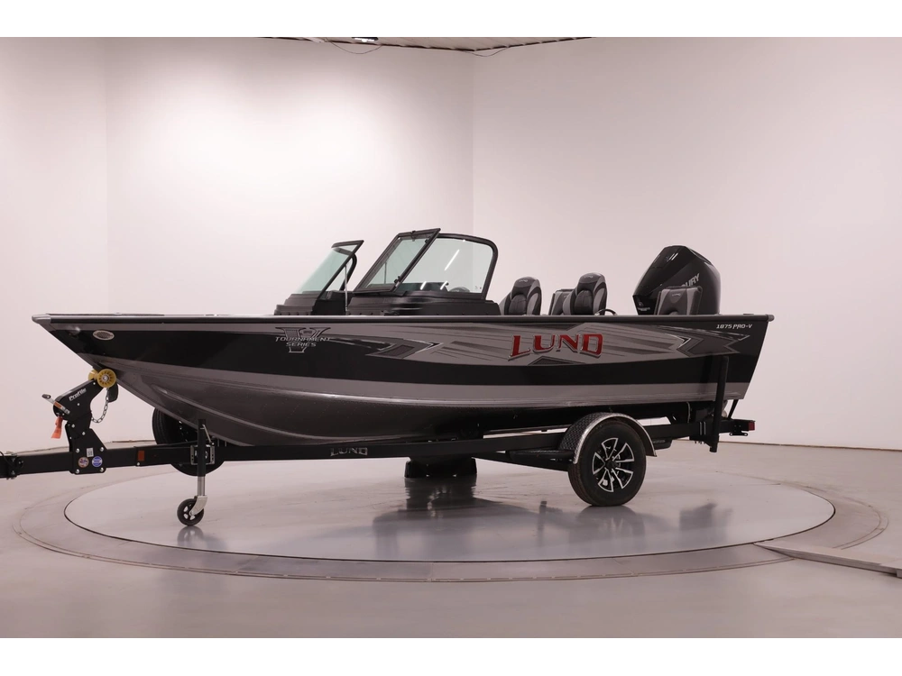 2026 Lund Boat Co 1875 Pro V Sport alt