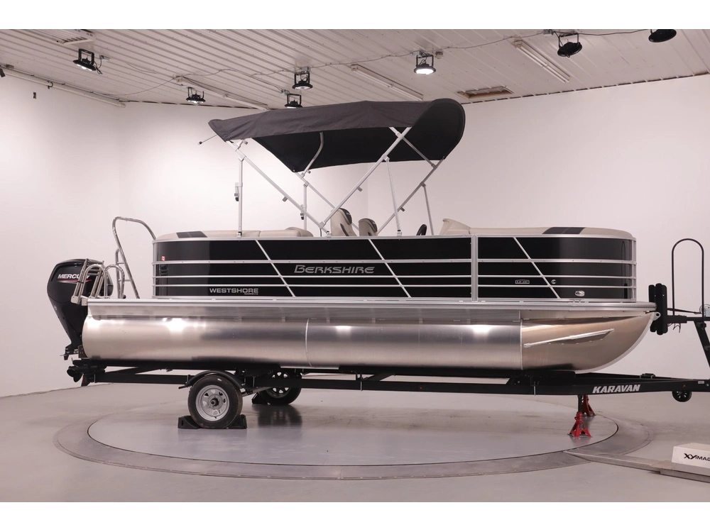 2023 Berkshire 22' Radius Pontoon W/ 90hp - Easy Financing alt