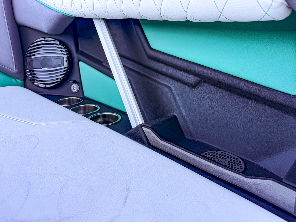 2027 Tige Boats Z3 alt