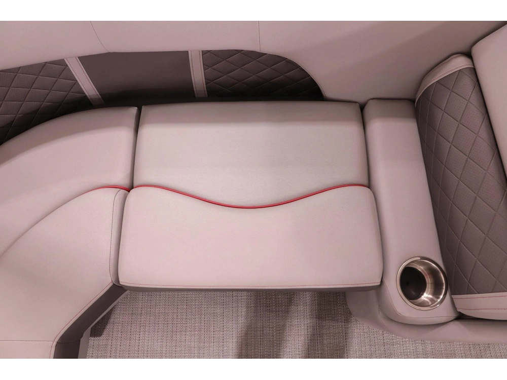 2024 Other 26l Stern Radius Top Deck With Slide alt