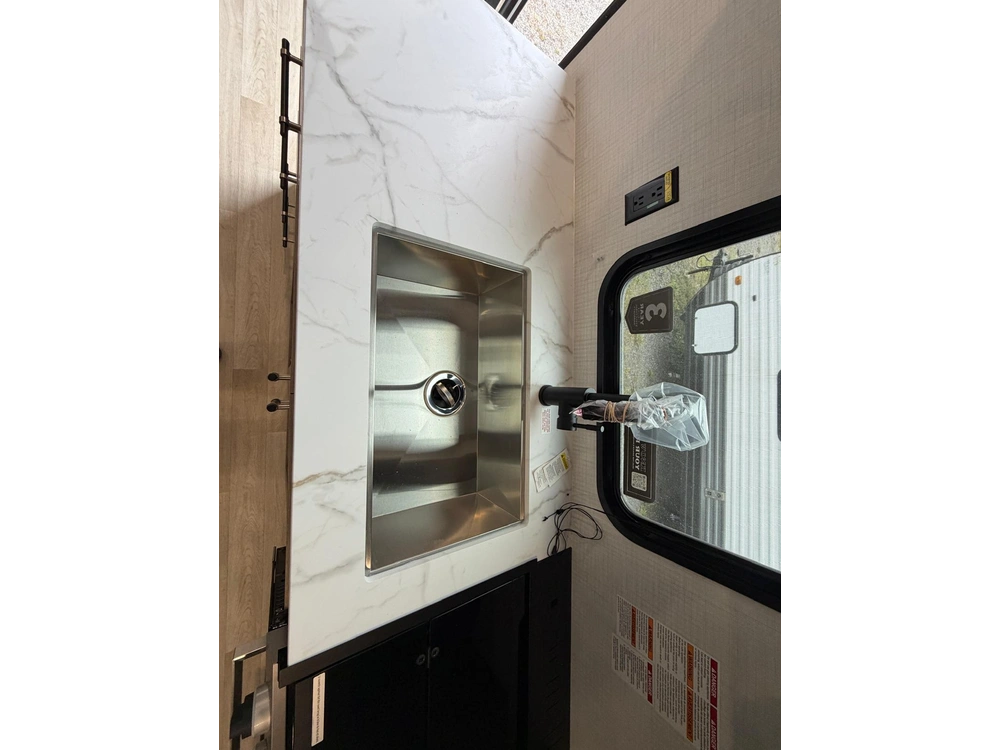 2027 Keystone Rv Springdale 2880brs alt