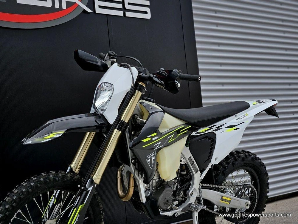 2026 Triumph Tf 450-e Jet Black/pure White