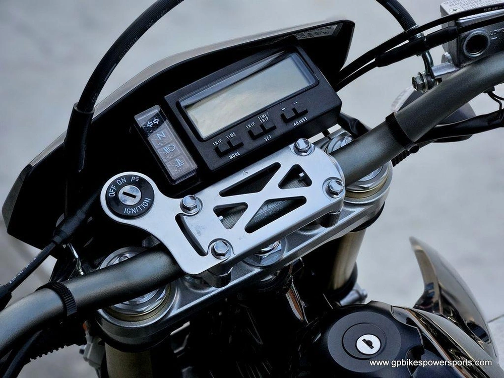 2024 Suzuki Dr-z400sm